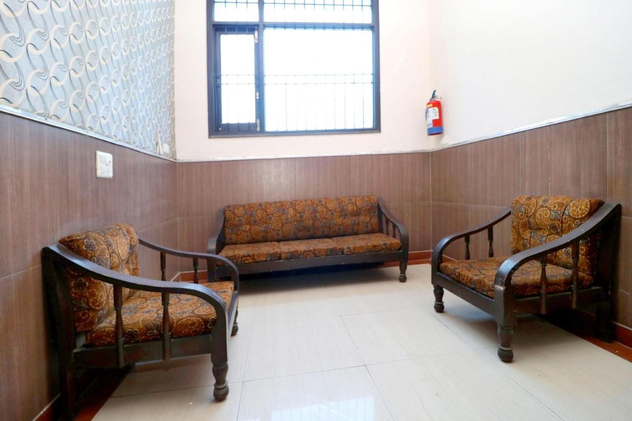 Spot On 43045 Hotel Vivek Plaza Shāhpur Exterior foto